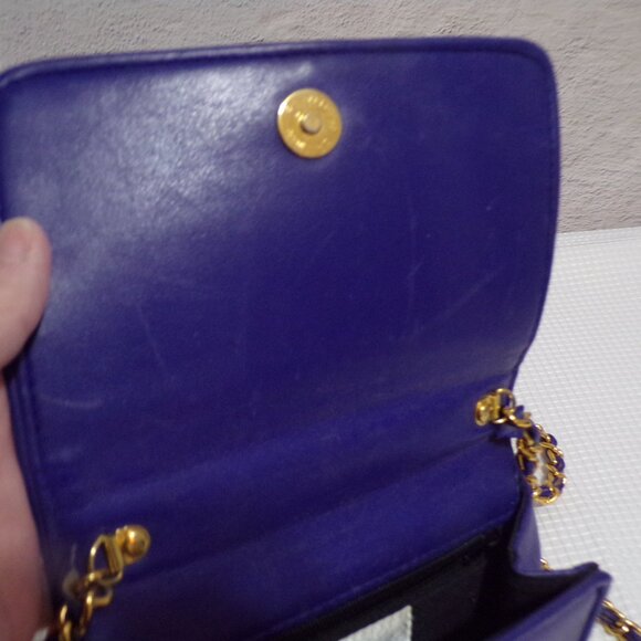 Lord & Taylor 1980"s Crossbody Chain Strap Leather Navy Blue - Picture 6 of 9